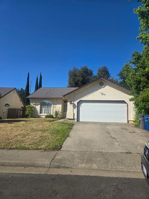 505 Martinique Circle, Redding, CA, 96003 | Card Image