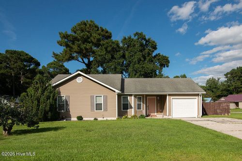 2624 Brookfield Dr, Midway Park, NC, 28544-1667 | Card Image