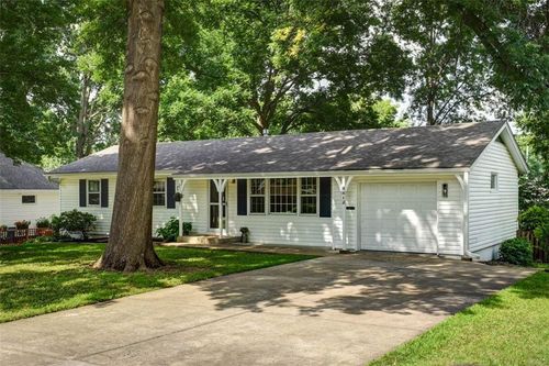 8812 Lowell Ave, Overland Park, KS, 66212-2931 | Card Image