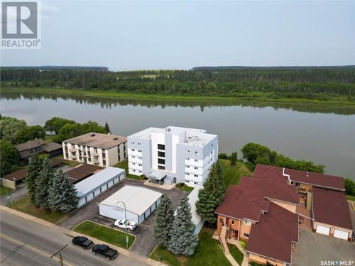 1D River St E, Prince Albert, SK, S6V | Card Image