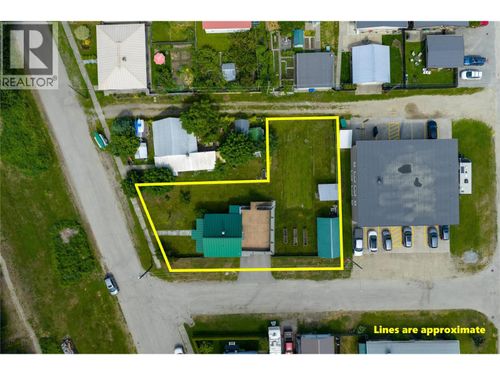 614 Railway Ave E, Revelstoke, BC, V0E2S1 | Card Image
