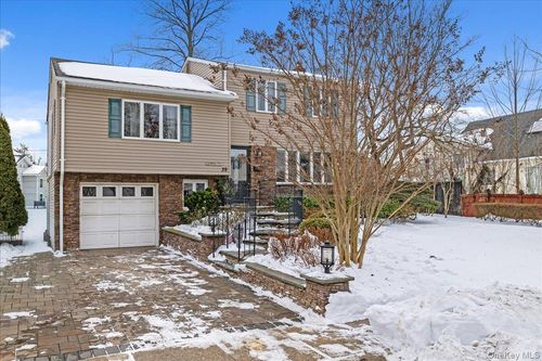 39 Garnet Ln, Plainview, NY, 11803-3814 | Card Image