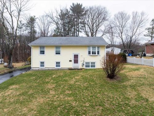 97 Marion Dr, Northbridge, MA, 01588 | Card Image