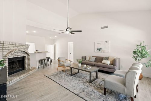 4232 W Cielo Grande, Glendale, AZ, 85310-4093 | Card Image