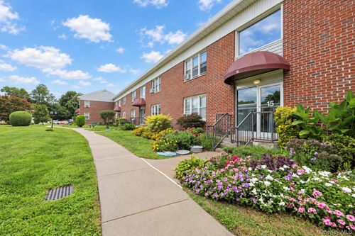 2b-15 Winchester Avenue, Yonkers, NY, 10710 | Card Image