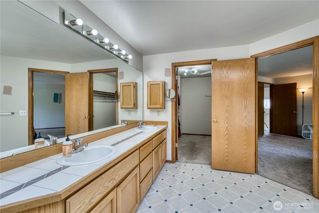 12281 Ridgepoint Cir Nw, House other with 4 bedrooms, 3 bathrooms and 3 parking in Silverdale WA | Image 21