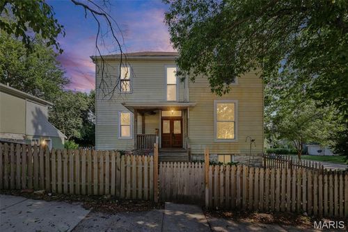 407 E 9th St, Alton, IL, 62002-2525 | Card Image