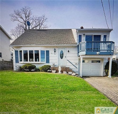 7 Leonard Ave, Leonardo, NJ, 07737-1536 | Card Image