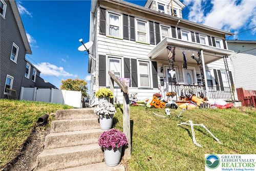 531 W Berwick St, EASTON, PA, 18042-6406 | Card Image