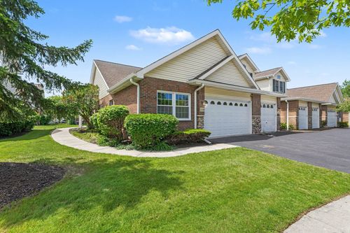 10948 Deblin Ln, Oak Lawn, IL, 60453-5062 | Card Image
