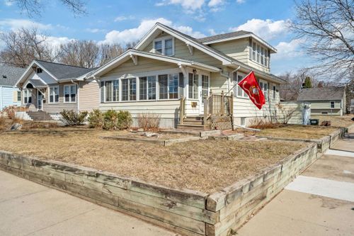 2030 S Dakota Ave Avenue, Sioux Falls, SD, 57105-2918 | Card Image