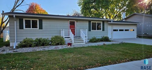 1106 12th St S, Brookings, SD, 57006-3938 | Card Image