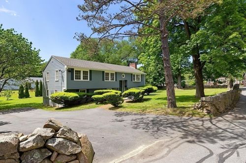 1 Brackenbury Lane, Beverly, MA, 01915 | Card Image