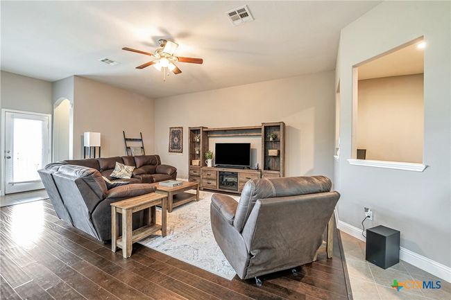 822 Old World Dr, House other with 3 bedrooms, 3 bathrooms and null parking in Harker Heights TX | Image 8