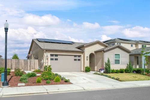 644 Atlantica Dr S, Madera, CA, 93636-9026 | Card Image