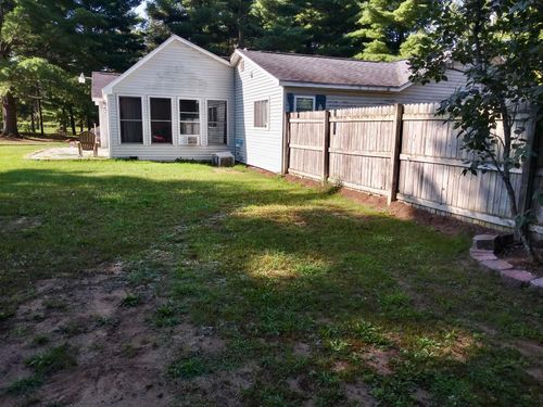 3862 Ash Rd, Harrison, MI, 48625-8473 | Card Image