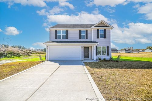 5864 Panther Dr, Hope Mills, NC, 28348-6001 | Card Image