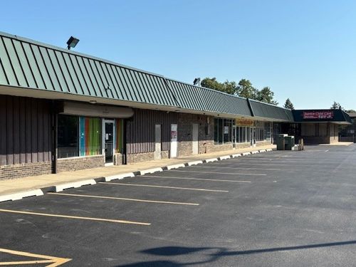 8517 S 88th Ave, Justice, IL, 60458-1723 | Card Image