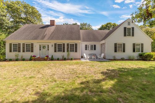31 Duck Pond Rd, South Dennis, MA, 02660-3622 | Card Image