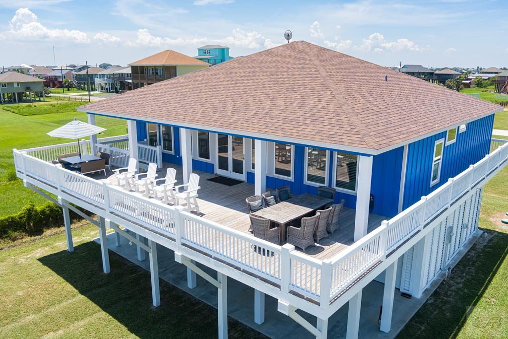 181 Ocean Shores Drive, For Sale in Crystal Beach Zoocasa