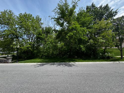 101 Scotscraig Dr, Valparaiso, IN, 46385 | Card Image