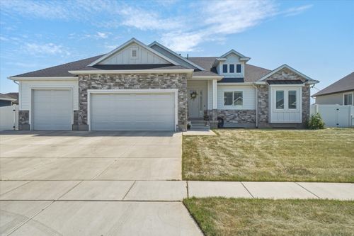 3556 S 5050 W, West Haven, UT, 84401-7016 | Card Image