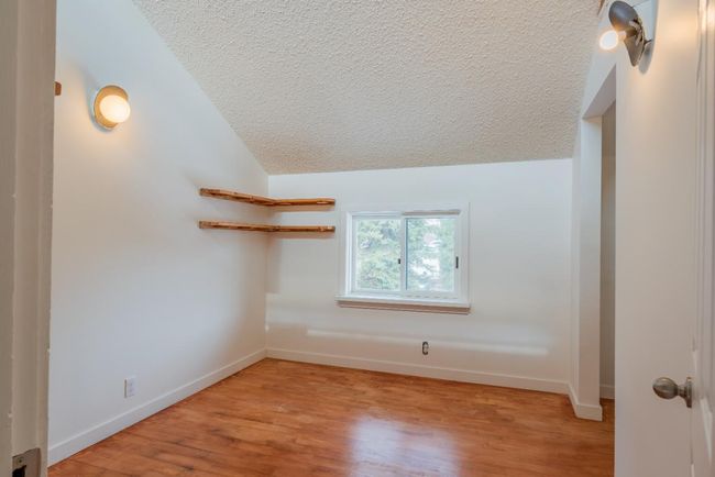 421 104th St, House other with 3 bedrooms, 3 bathrooms and null parking in Castlegar BC | Image 25