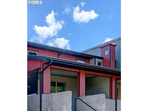 65 S Mountain Ave, Ashland, OR, 97520-2468 | Card Image