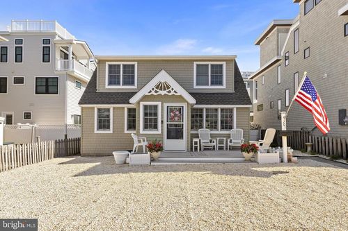 201 E 18th Street, LONG BEACH TOWNSHIP, NJ, 08008 | Card Image