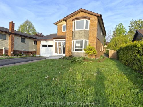 11 Ashley Crt, Kitchener, ON, N2E2Z6 | Card Image