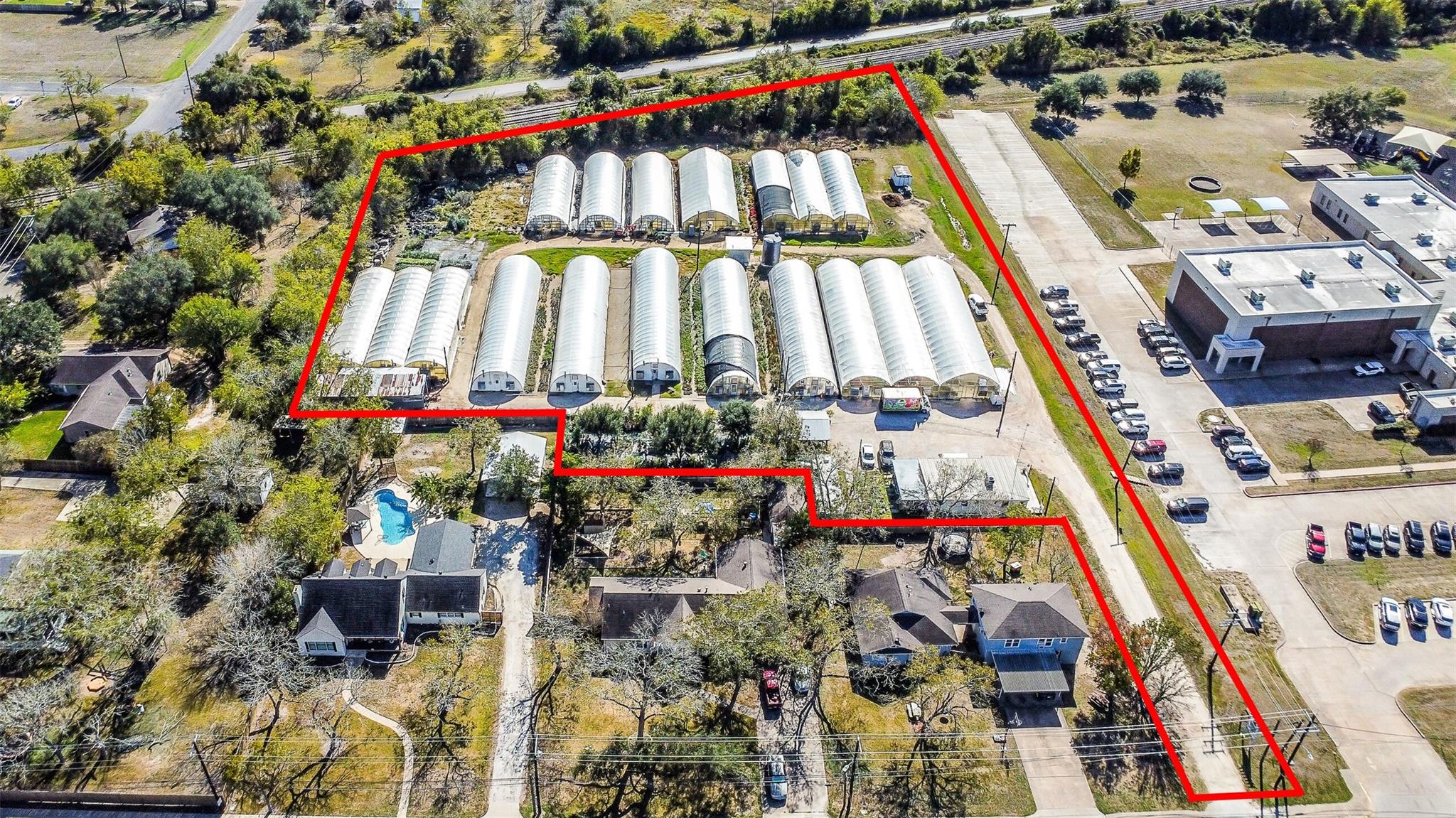 511 W Main St, Weimar, TX 78962