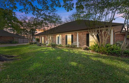 7702 Southfork Dr, Shreveport, LA, 71105-5712 | Card Image