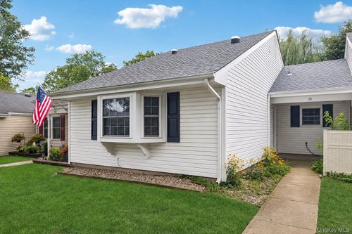 15 Forge Ln, Coram, NY, 11727-3212 | Card Image