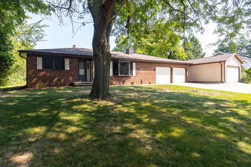 W10134 Ridge Road, DALE, WI, 54944 | Card Image