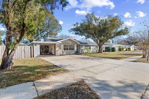998 Kings Post Rd, Rockledge, FL, 32955-3560 | Card Image