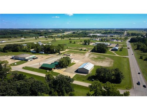 2360 Becker Dr, Albert Lea, MN, 56007 | Card Image