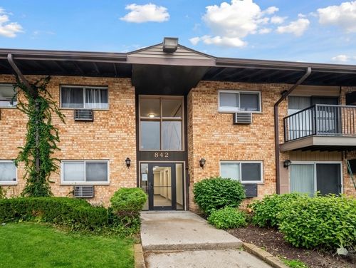 106-842 E Old Willow Rd, Prospect Heights, IL, 60070-2119 | Card Image