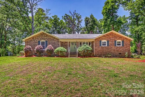 9807 Black Rd, Midland, NC, 28107-7262 | Card Image