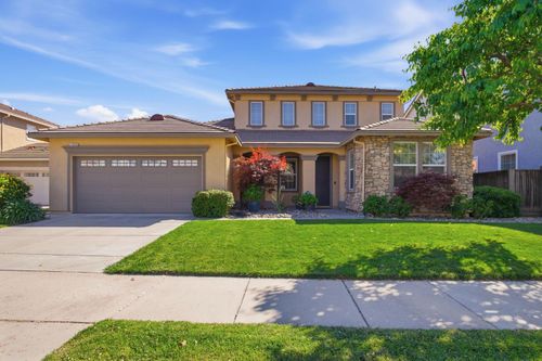 1950 Trail Way, Turlock, CA, 95382-8655 | Card Image