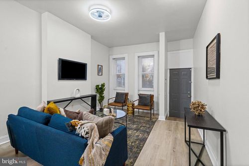 1135 Myrtle Ave, BALTIMORE, MD, 21201-1415 | Card Image