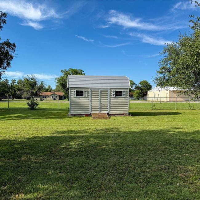 617 N Park St, House other with 3 bedrooms, 1 bathrooms and null parking in Dublin TX | Image 25
