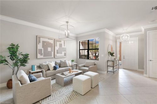 4384 Aurora St, NAPLES, FL, 34119-8698 | Card Image