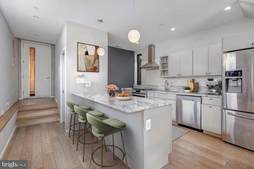 a-706 16th St Ne, WASHINGTON, DC, 20002-4514 | Card Image