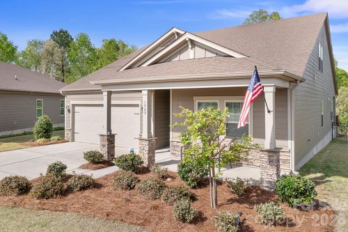 1909 Lotus Ln, Denver, NC, 28037-7897 | Card Image