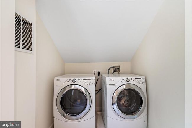 12820 Maple St, House other with 4 bedrooms, 3 bathrooms and null parking in SILVER SPRING MD | Image 18