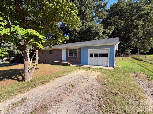 120 Riley Rd, Dallas, NC, 28034-7647 | Card Image