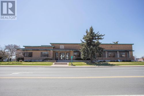 875 Queen St E, Sault Ste. Marie, ON, P6A2B3 | Card Image