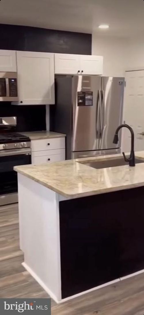 2305 Jessup St, WILMINGTON, DE, 19802-4345 | Card Image