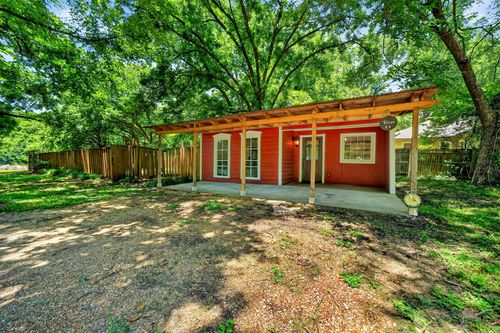 415 S Dallas Ave, Lancaster, TX, 75146-3824 | Card Image