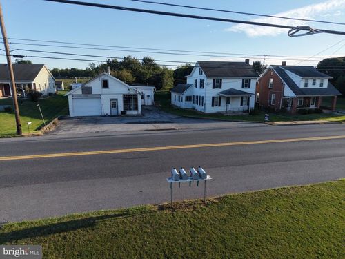 2055 Buchanan Trl E, Greencastle, PA, 17225-9563 | Card Image